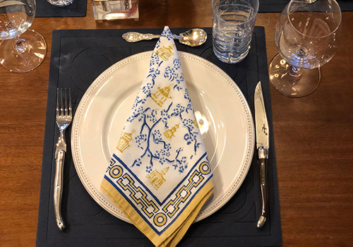 pomegrante-table-linens